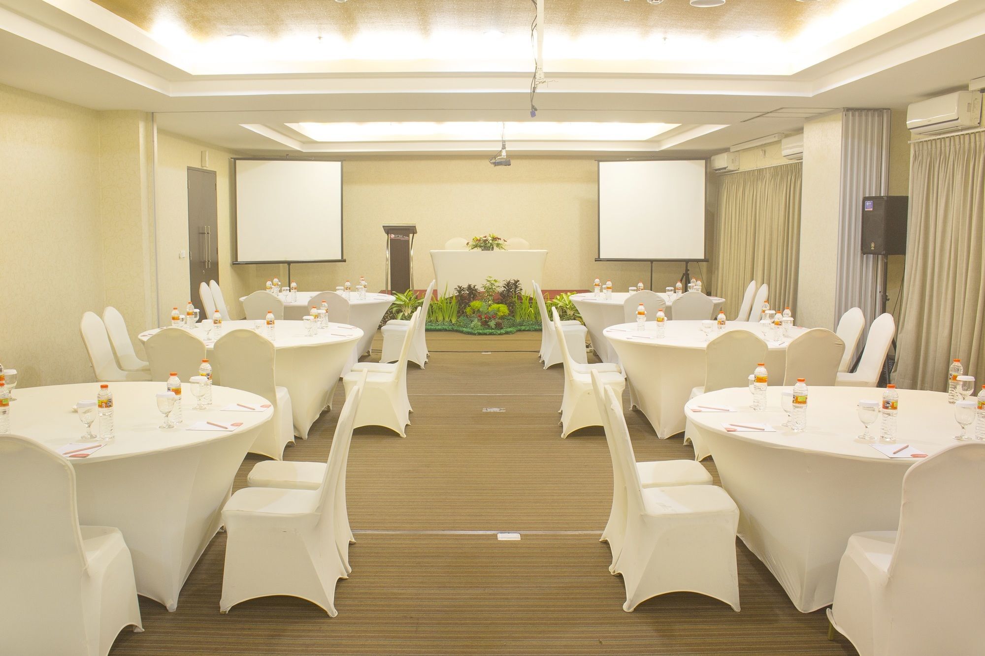 Hotel Luxury Malioboro Yogyakarta